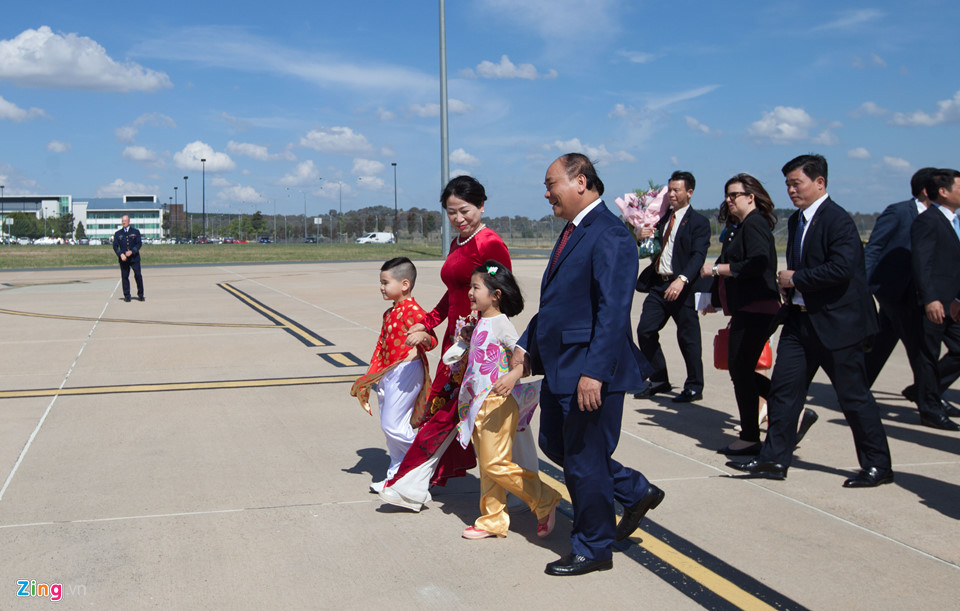 Thủ tướng tới Canberra, chính thức thăm Australia